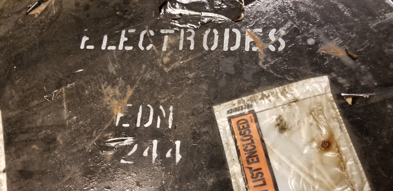 EDM Dielectric machining fluid, Machine ID: 7863